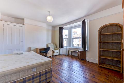 5 bedroom house to rent, Hollingbury Road, Brighton BN1