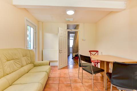 5 bedroom house to rent, Hollingbury Road, Brighton BN1