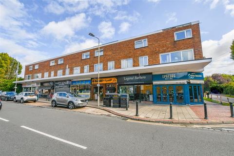 undefined, High Street, London Colney, St. Albans