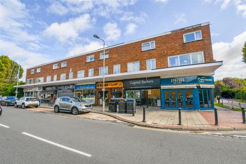 undefined, High Street, London Colney, AL2