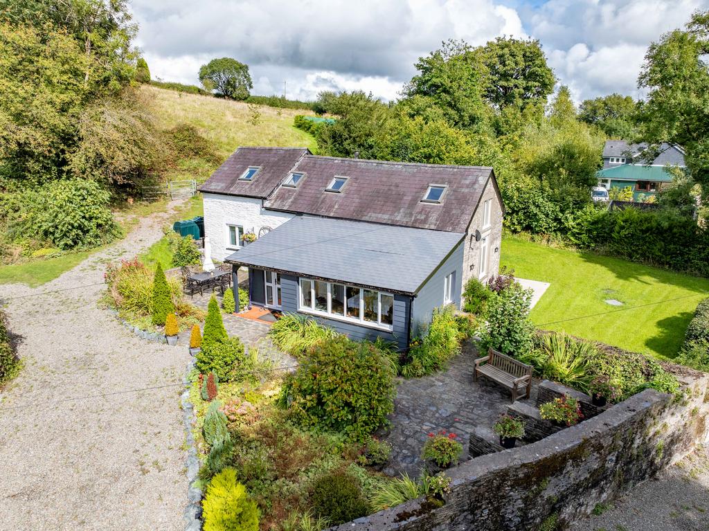 Coach house (second image)