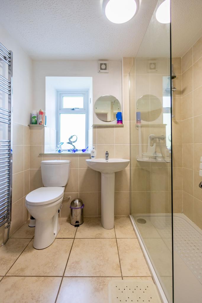 Ground floor bathroom