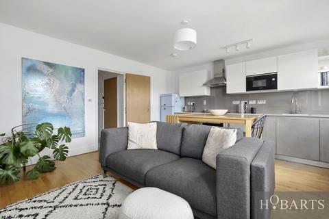 2 bedroom flat for sale, Beatrice Road, London N4