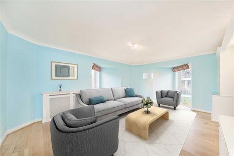 3 bedroom flat for sale, Twickenham Road, Teddington TW11