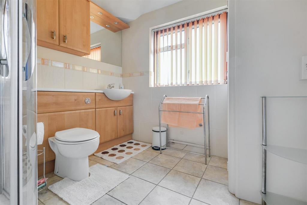 Shower Room 1.jpeg
