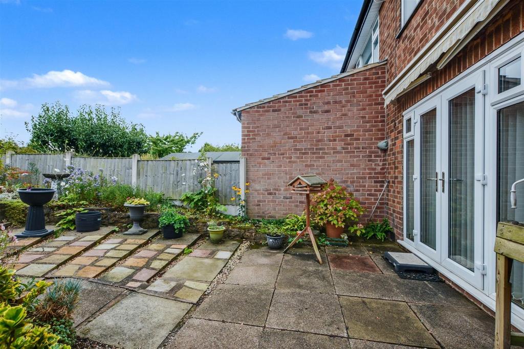 Garden 2.jpeg
