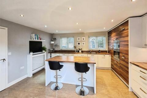 4 bedroom detached house for sale, Bullfinch Rise, Berkshire RG12