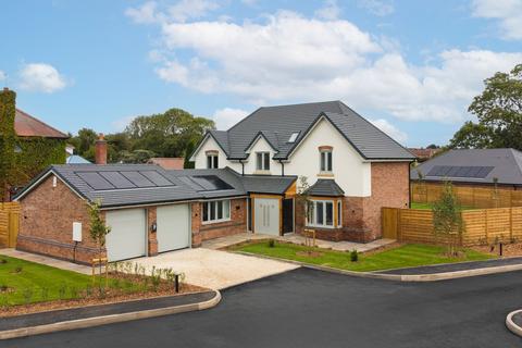 4 bedroom detached house for sale, Maines Close, Burbage, LE10