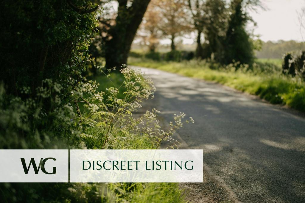 Discreet Listing