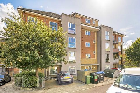 Chabot Drive, London SE15