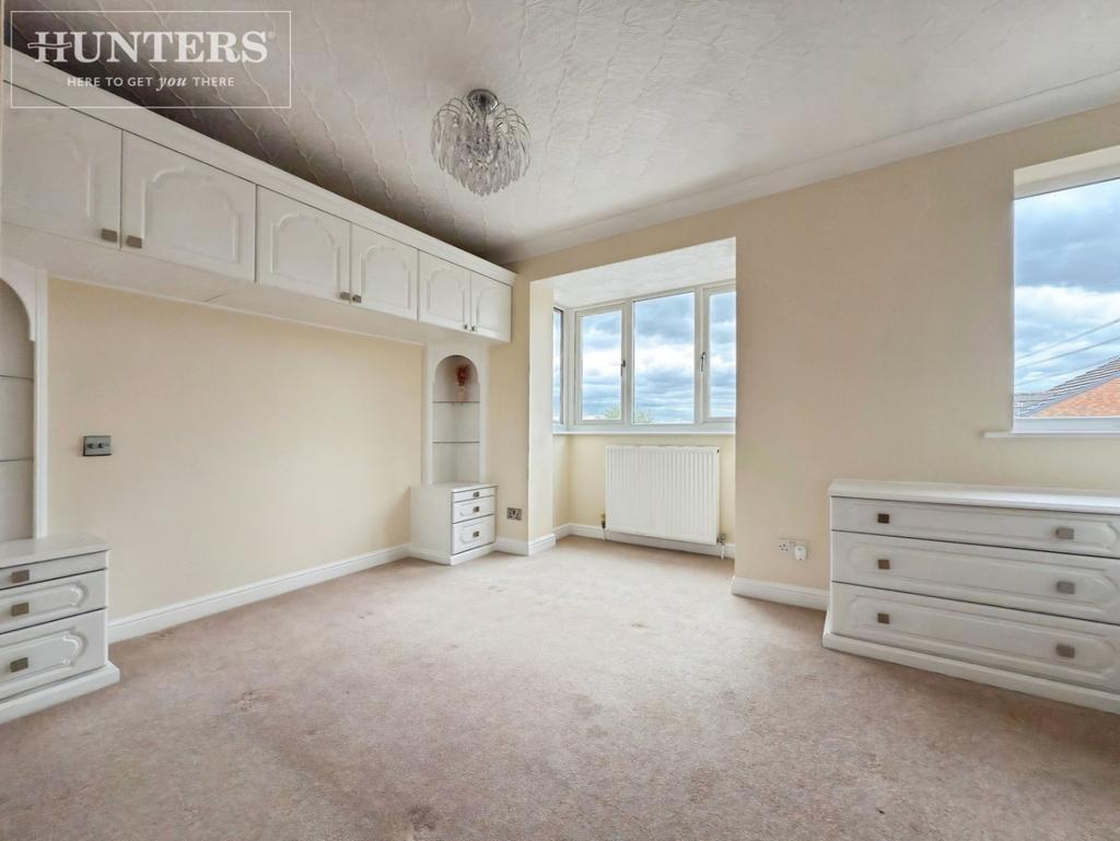 Pbox-bedroom-334949.JPG