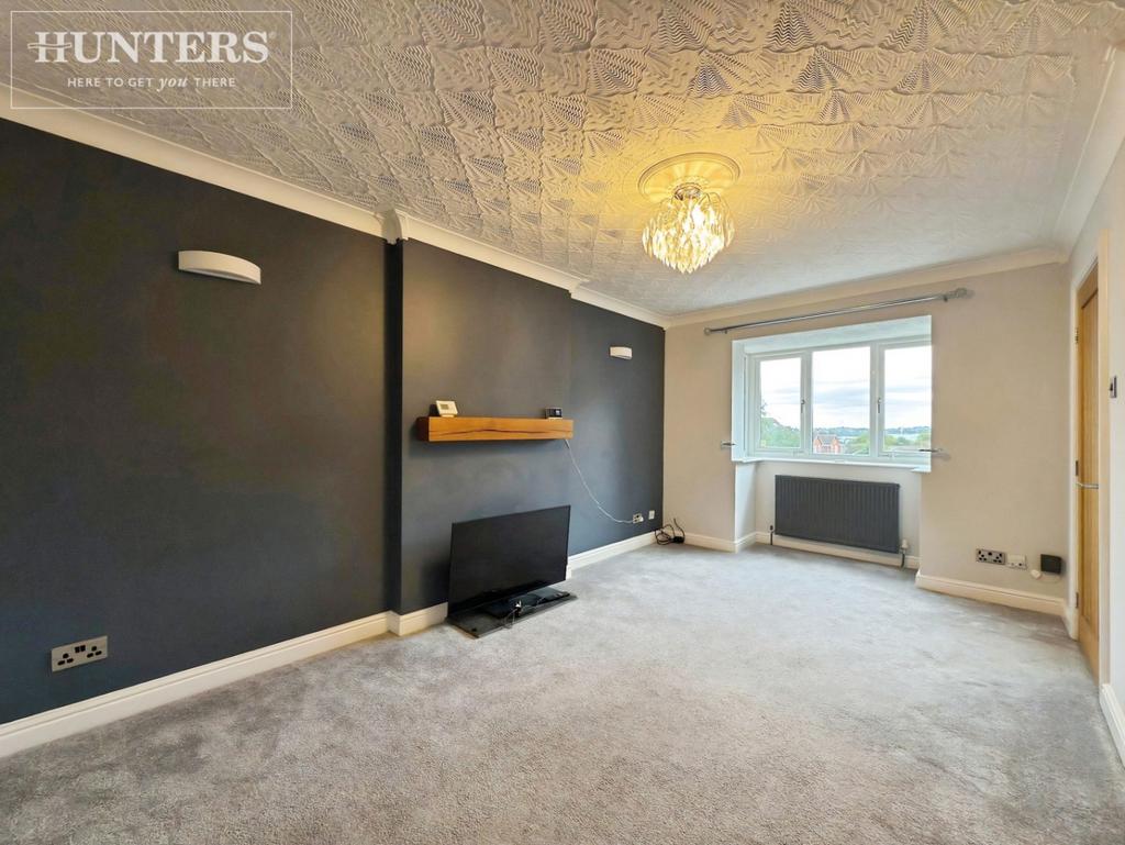 Pbox-living room-334949.JPG