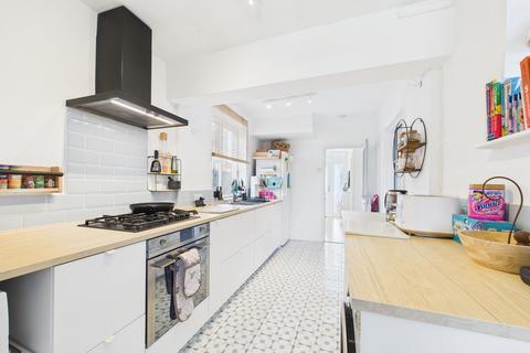 46 Ayres Drive, Peterborough, PE2 8JR