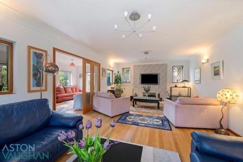undefined, Hove, East Sussex BN3