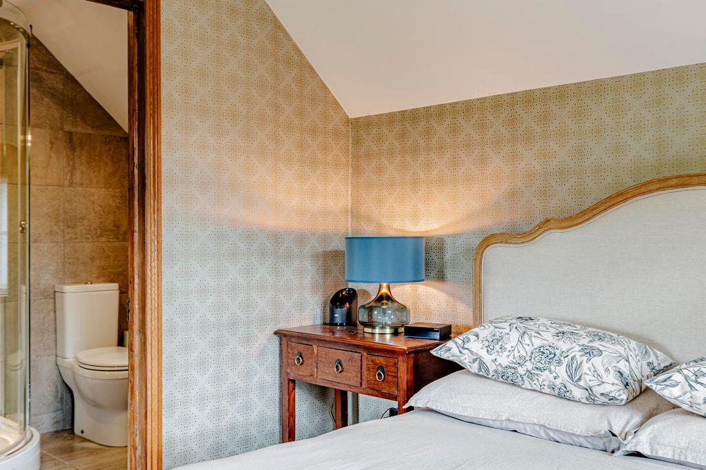 Bedroom One (3)