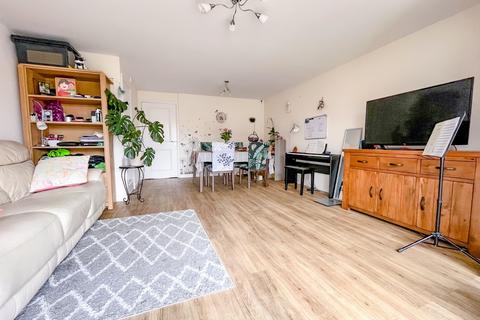 4 bedroom end of terrace house for sale, Skinners Croft, Patchway, Bristol, BS34