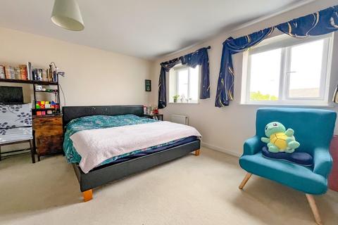 4 bedroom end of terrace house for sale, Skinners Croft, Patchway, Bristol, BS34