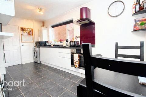3 bedroom semi-detached bungalow for sale, Walnut Way, Leicester