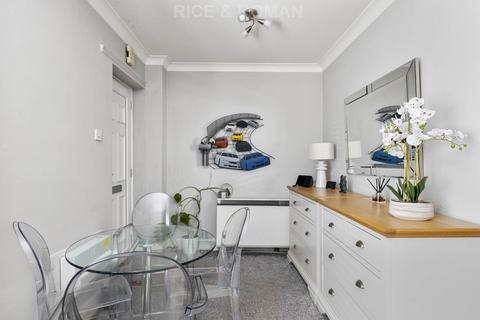 1 bedroom retirement property for sale, Bridgewater Terrace, Windsor SL4