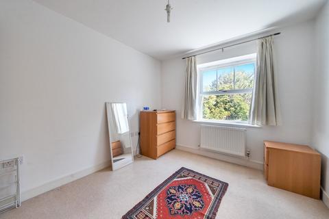 2 bedroom flat for sale, Beulah Hill, Crystal Palace, London, SE19