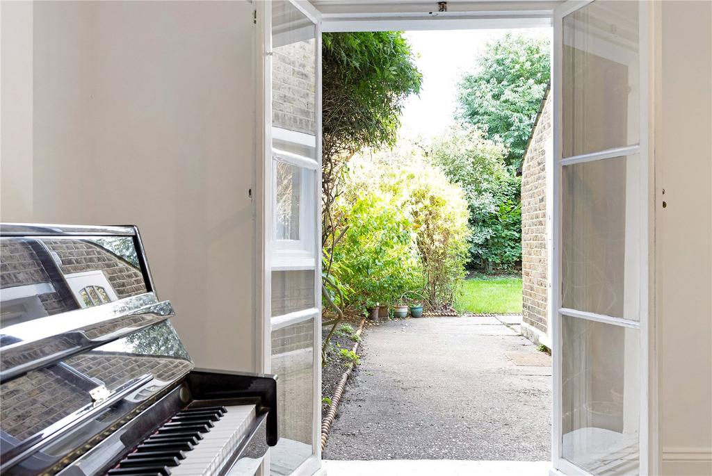 Access To Garden