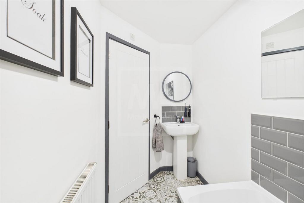 Main Bathroom