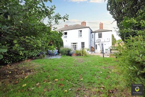 undefined, Hucclecote Road, Huccelcote