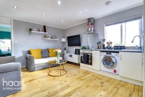 undefined, Kirton Close, Hornchurch