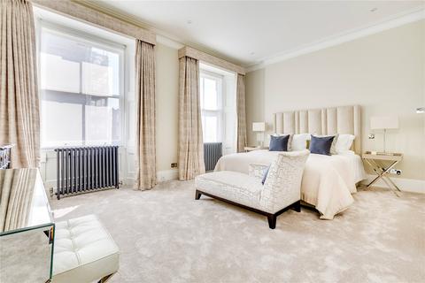 3 bedroom apartment to rent, Pont Street, London, SW1X