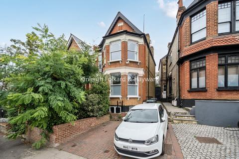 3 bedroom duplex for sale, Colney Hatch Lane, Muswell Hill, London, N10