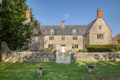 undefined, Manor house with 7 acres, near Wells