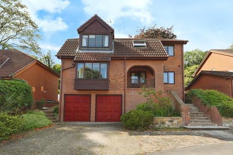 4 bedroom detached house for sale, The Dell, Bishop Auckland