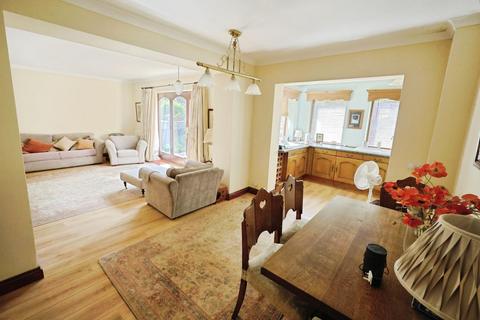 4 bedroom detached house for sale, The Dell, Bishop Auckland