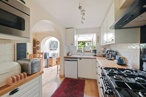 3 bedroom semi-detached house for sale, William Shakespeare Place, Droitwich, WR9