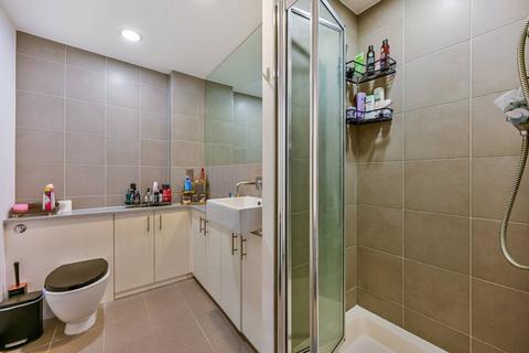 2 bedroom flat for sale, Richmond Road, Kingston, Kingston Upon Thames, KT2