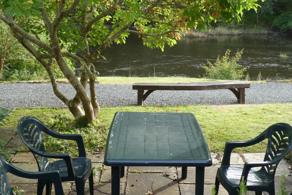 Nyth Lodge Dining Spot