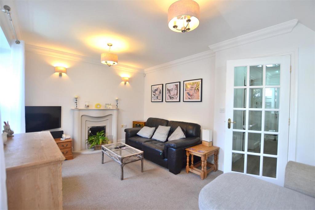 Living Room.JPG