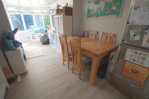 3 bedroom semi-detached house for sale, Copperfield, Billericay CM11