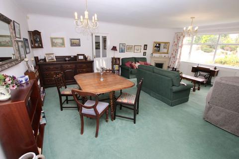 8 Clarel Close, Penistone, Sheffield, S36 6FZ