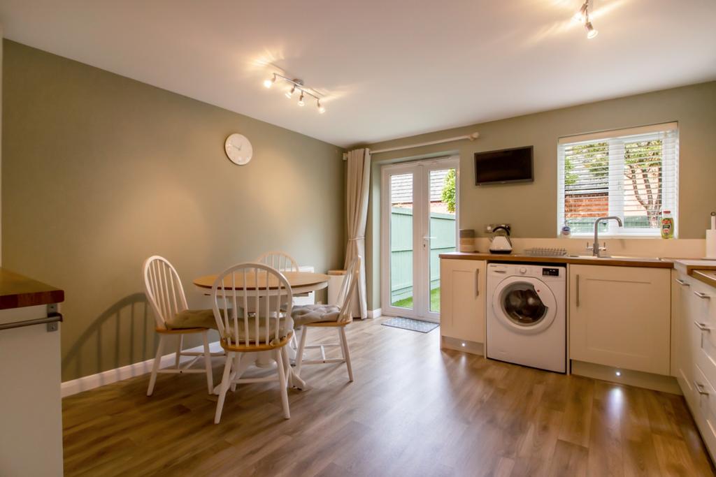 Kitchen Diner-1