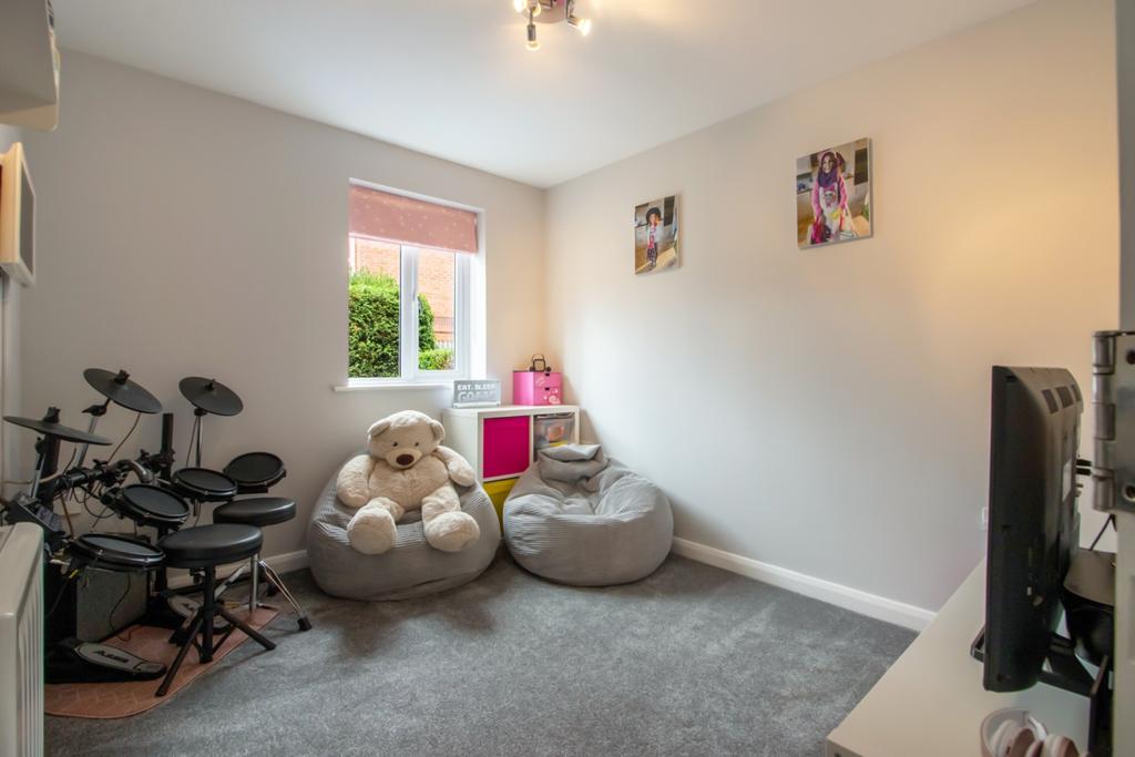 Reception 4th Bedroom