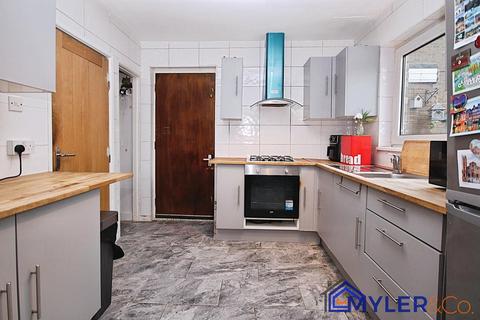 undefined, Liverpool Place, Widnes, WA8