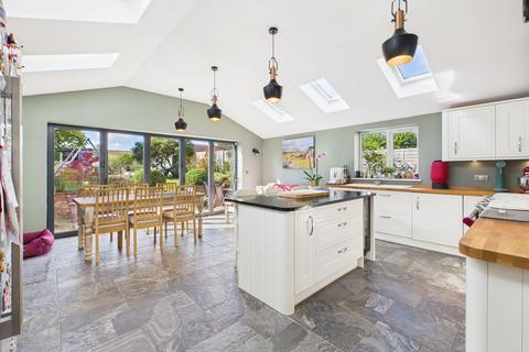 undefined, New Croft, Weedon, NN7