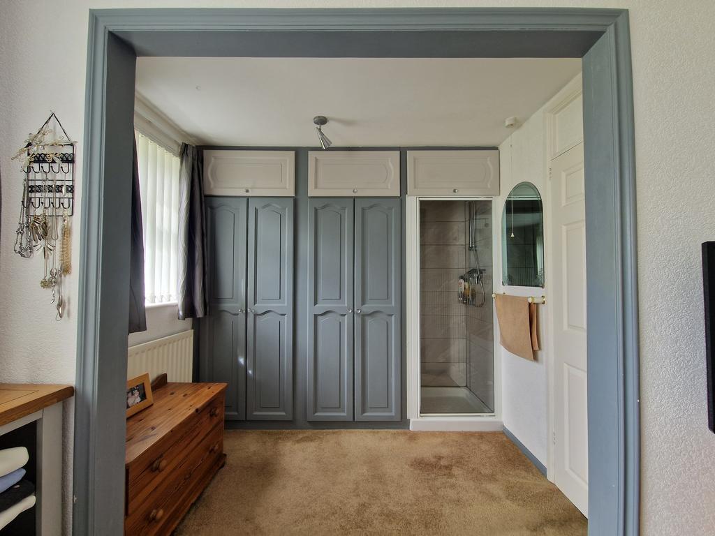 Bedroom 1 Dressing area (Original bedroom 3)
