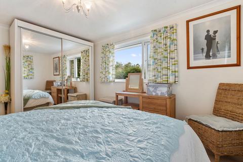 2 Warrens Field, Camelford, PL32 9YS