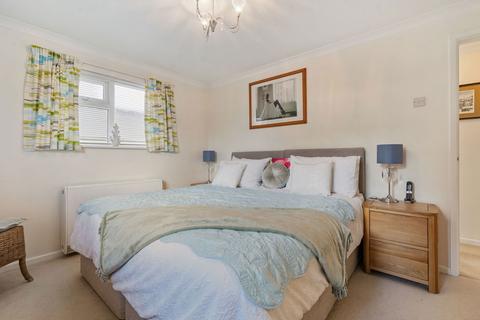 2 Warrens Field, Camelford, PL32 9YS