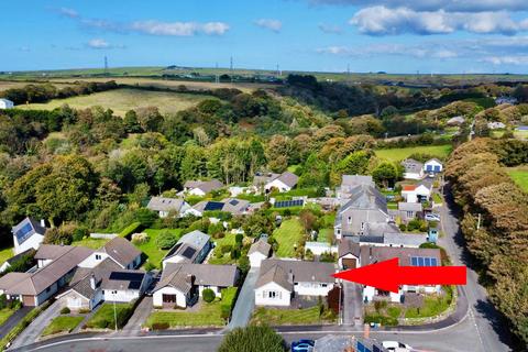 2 Warrens Field, Camelford, PL32 9YS
