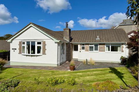 2 Warrens Field, Camelford, PL32 9YS