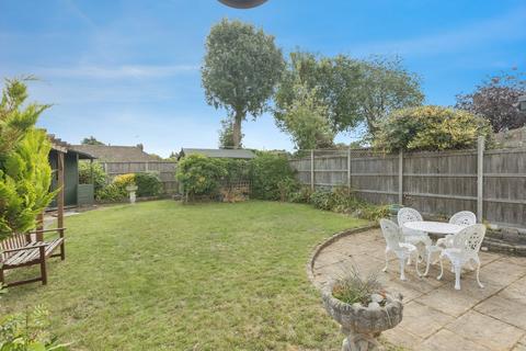 16 Orchard Close, Longfield, DA3 7JP