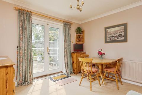 16 Orchard Close, Longfield, DA3 7JP